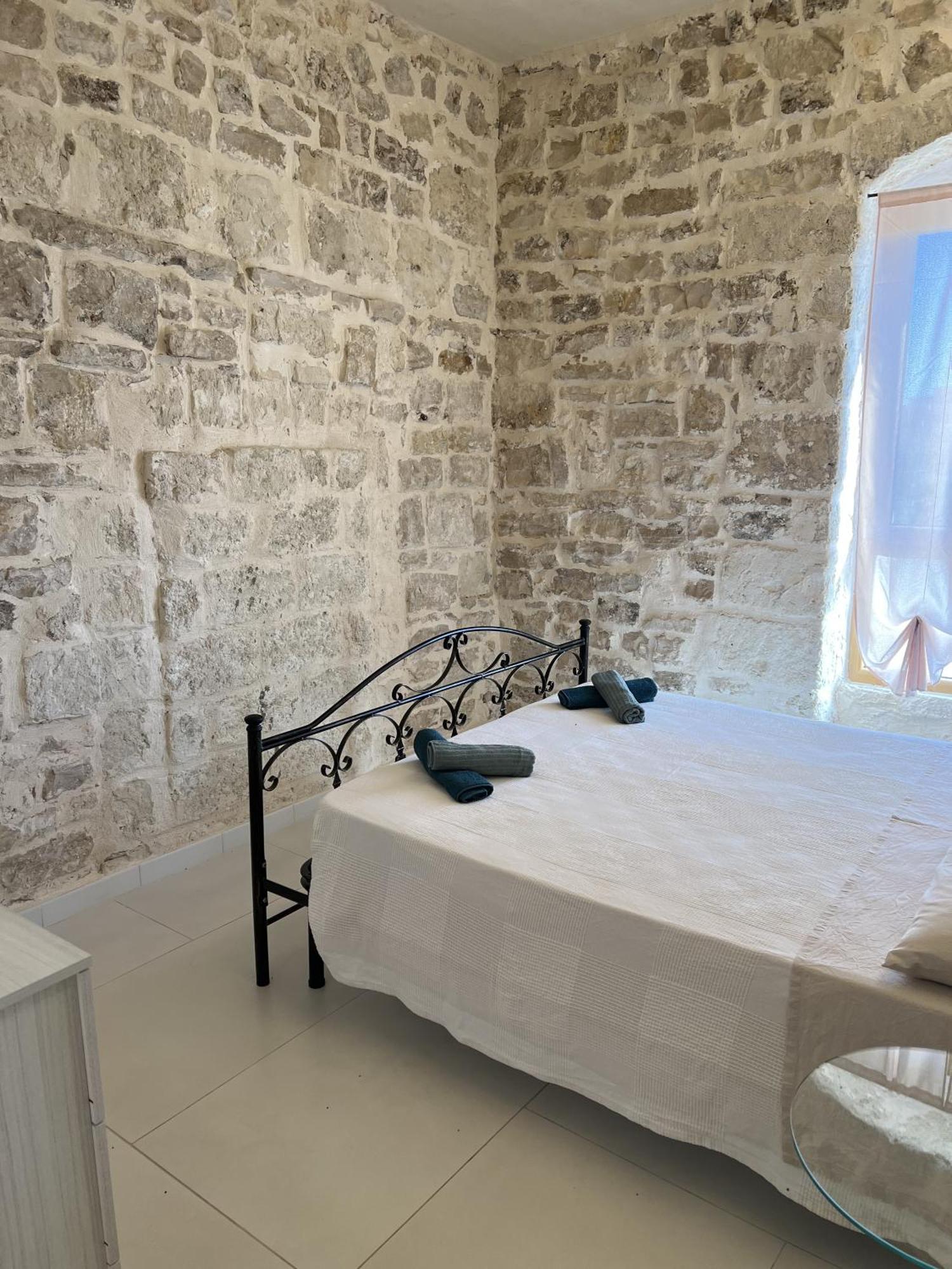 Intra Moenia Bed and Breakfast Μπισέλιε Εξωτερικό φωτογραφία